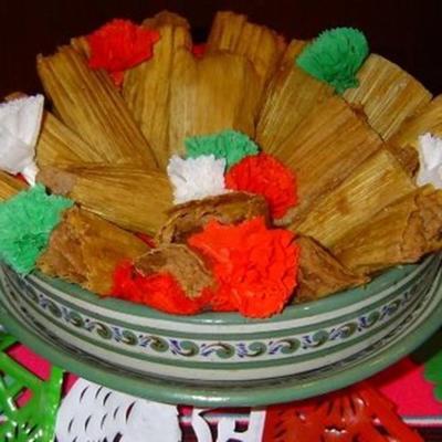 boon tamales (tameles de frijoles)