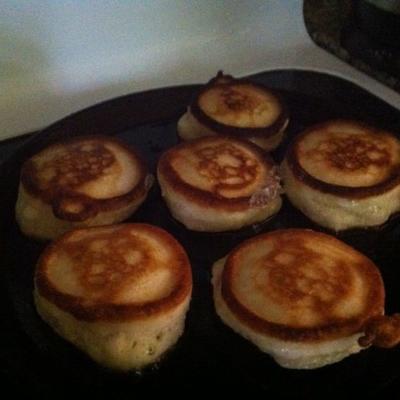 Russische kefir pannenkoeken (oladi)