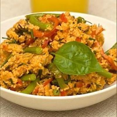 veganistische tomaat gekruide couscous salade