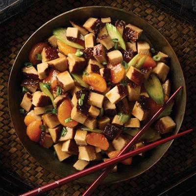 zwijnskop bold® ichiban teriyaki ™ stijl kippensalade