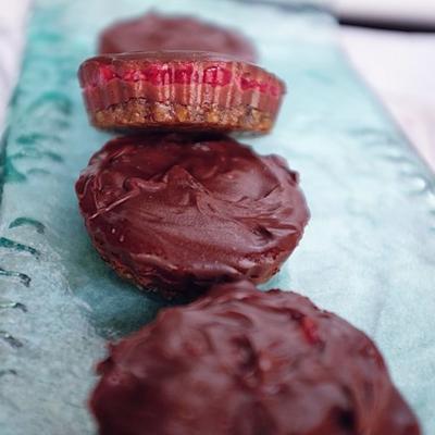 vegan frambozen chocoladetaartjes