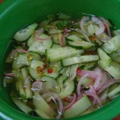 ajad (authentieke Thaise komkommersalade)