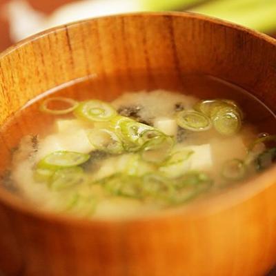 zelfgemaakte miso-soep
