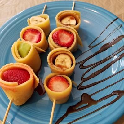 fruit crêpe kebabs