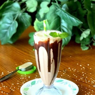 Tahin mint chocolade shake