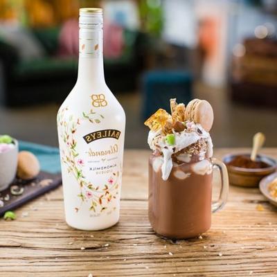 baileys almande zuivelvrije amandeligste warme chocolademelk