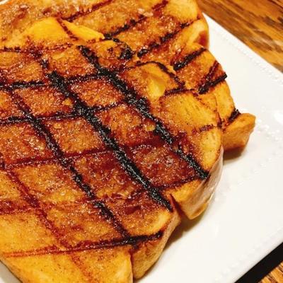 gegrilde kaneel toast