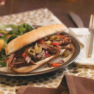 crock-pot chicago style beef sandwiches