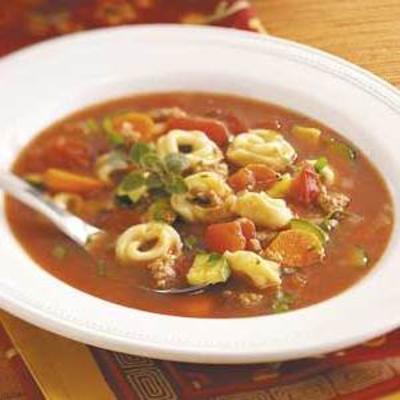 Italiaanse worst / tortellini soep