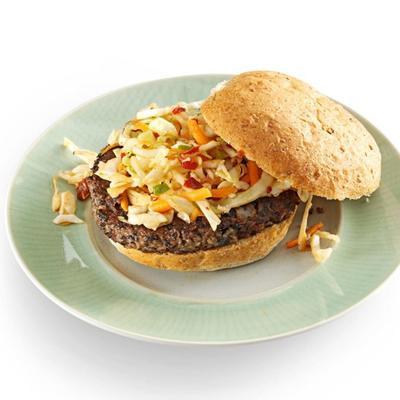 zwarte bonenburgers met chipotle slaw