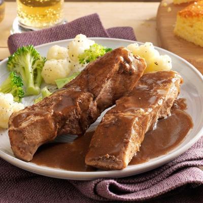 langzaam gegaarde citrus geglazuurde ribben