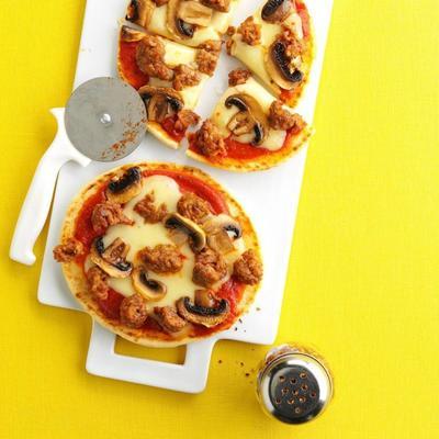 mushroom swiss pita pizza's