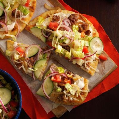 knapperige flatbread pizza