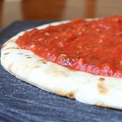 zelfgemaakte pizzasaus lichter gemaakt