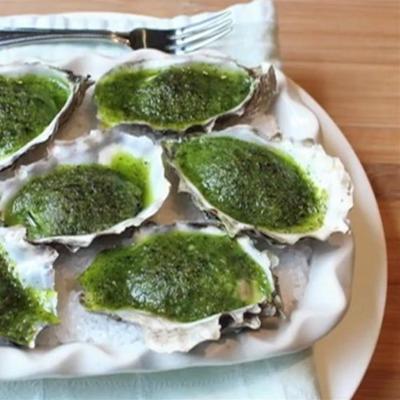 chef-kok John's oesters rockefeller