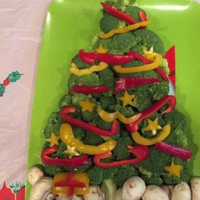plantaardige kerstboom met broccoli