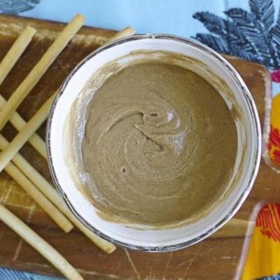 honing-kaneel tahini verspreid