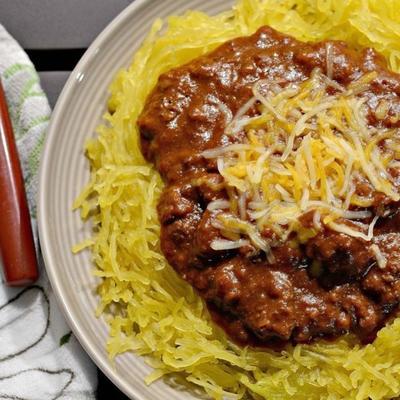 instant pot® spaghetti squash met chili