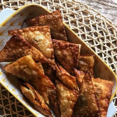 traditionele rundvlees samosa's