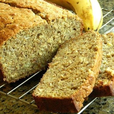 volkoren bananenbrood met lijnzaad en haver