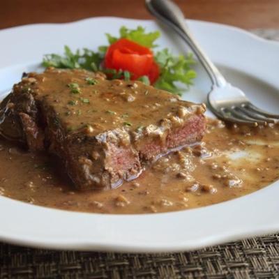 chef-kok John's steak diane