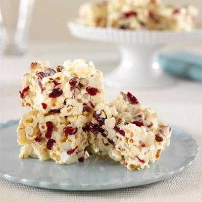 witte chocolade cranberry popcorn bars