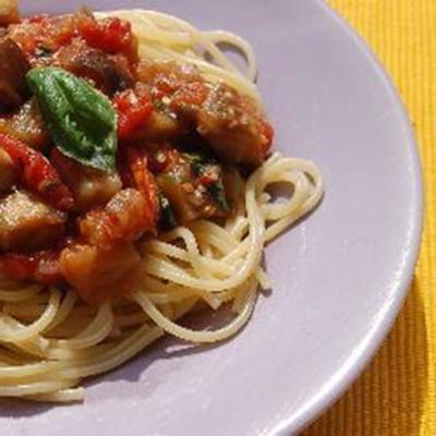 snelle vegan aubergine pasta