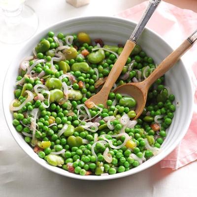 fava boon en erwtensalade