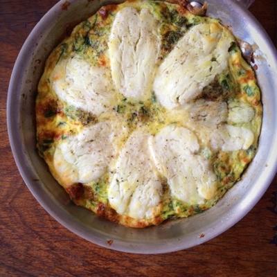 halloumi en courgette frittata