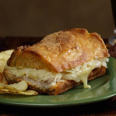 gedrukt reuben op Cubaans
