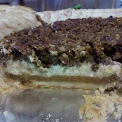 caramel pecan pie cheesecake