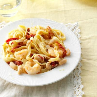 Light Lemon One-Pot Pasta