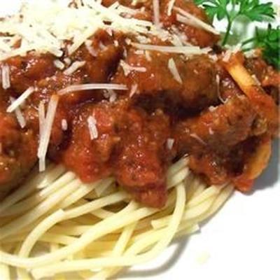 spaghetti met tomaat en worstsaus