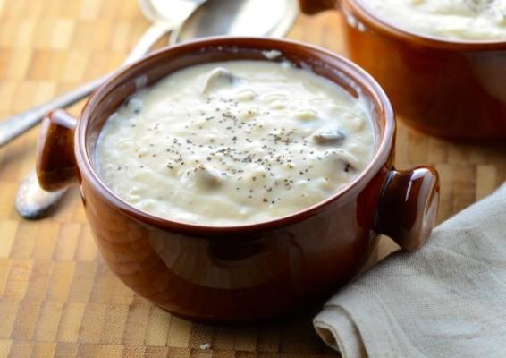 zelfgemaakte crème van champignonsoep