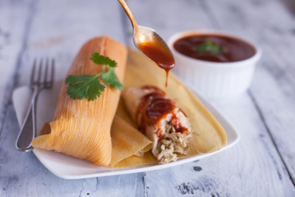 rode chilisaus (te gebruiken met traditionele tamales)