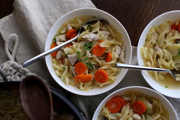 30 minuten chicken noodle soup (from foodtv, rachael ray)