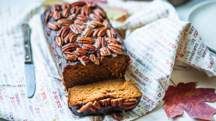 vochtig pompoenbrood