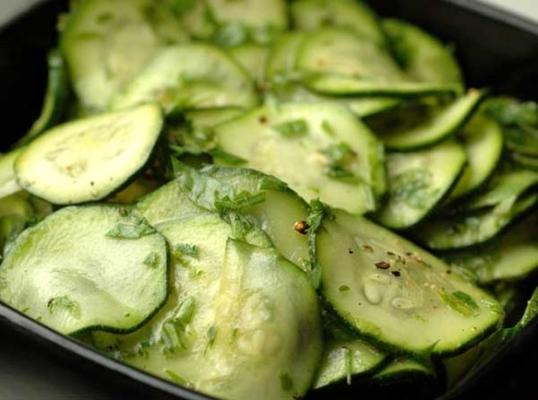 courgette marinata (gemarineerde courgette salade)