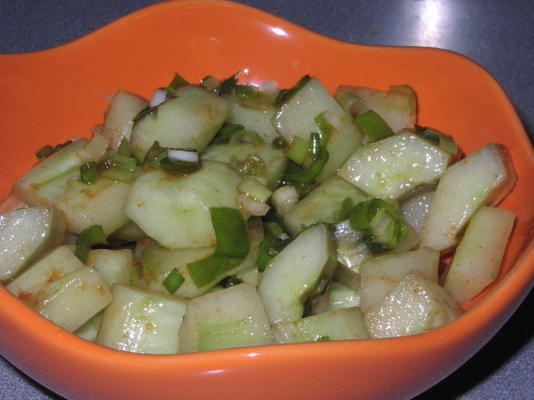 indonesische komkommersalade