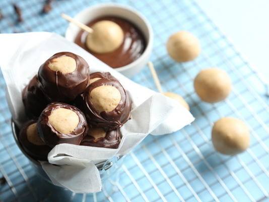 beste buckeyes (pindakaas en chocoladesuikergoed)