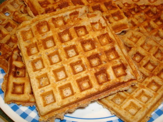 nootachtige honing havermout wafels