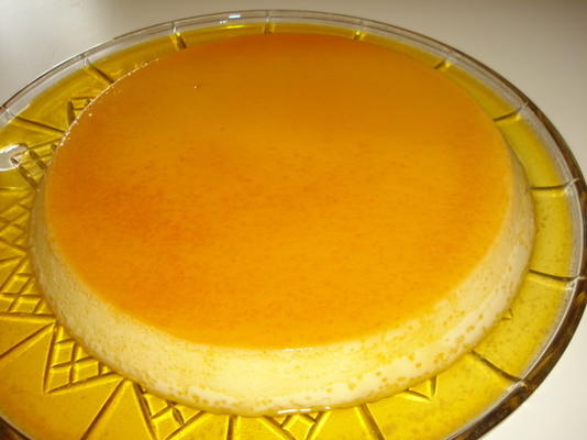 eenvoudige karamel flan (crème caramel)