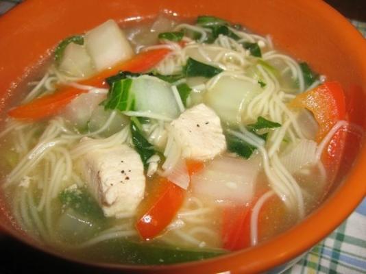 vijf-spicy chicken noodle soup