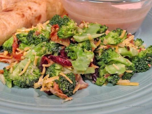 broccoli en cranberry salade