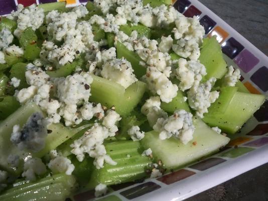 selderij en blauwe kaassalade