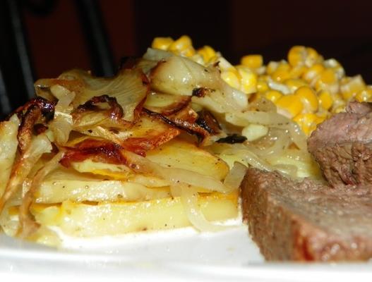 aardappelen en uien (patate e cipolle)