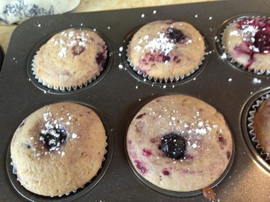 drievoudige bessenmuffins