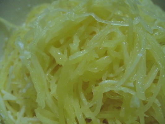 spaghetti squash met parmezaanse kaas