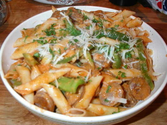 penne en worsten a la wodka