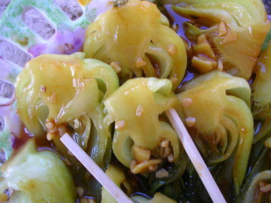 gestoofde baby bok choy